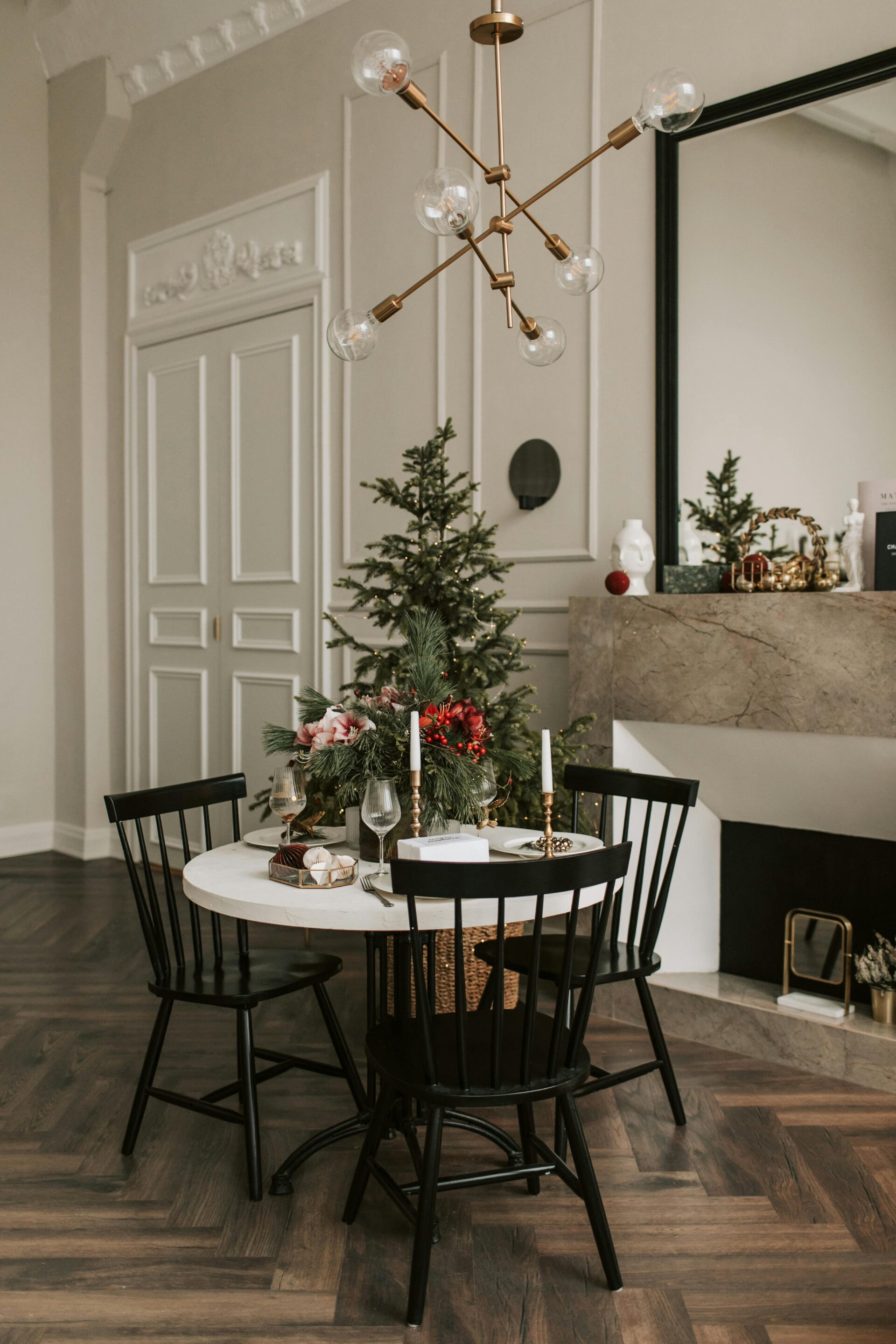 chandelier-above-a-table