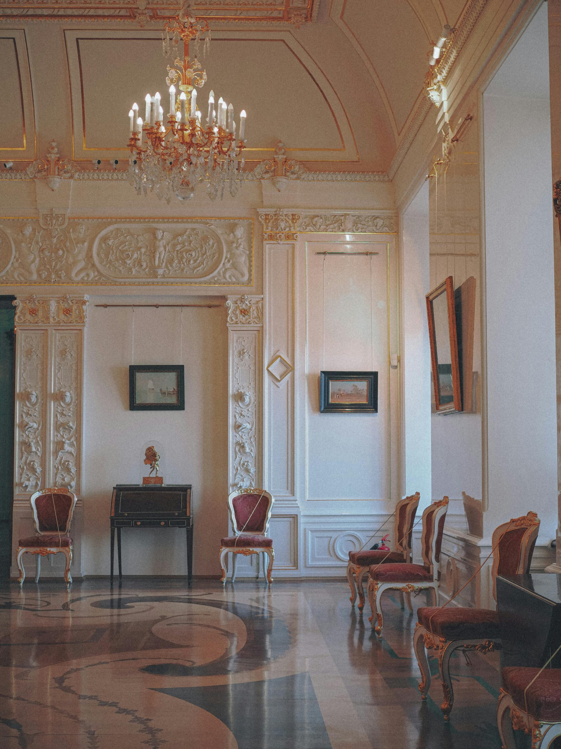 waiting-room-in-classical-palace