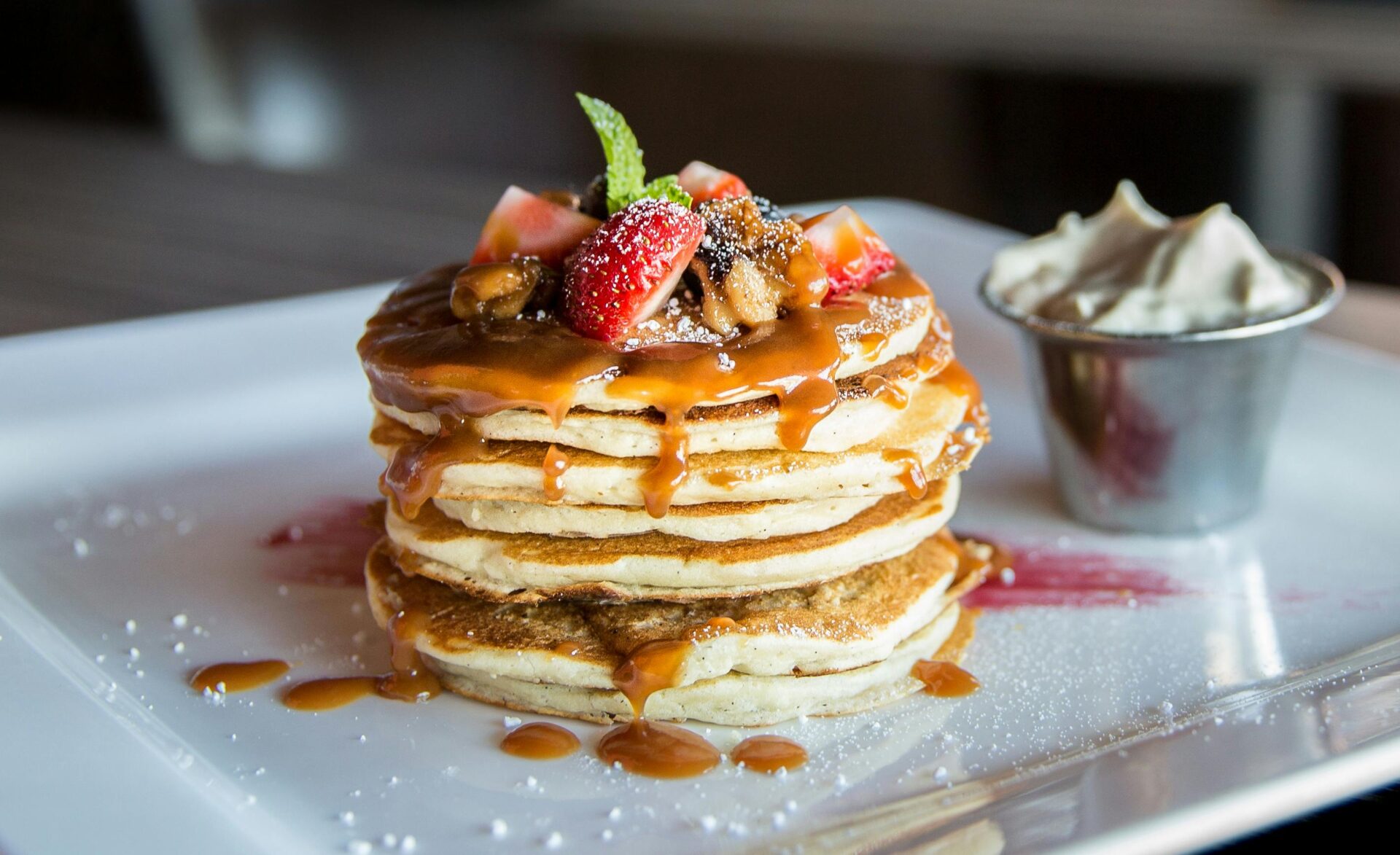 pancake-with-sliced-strawberry